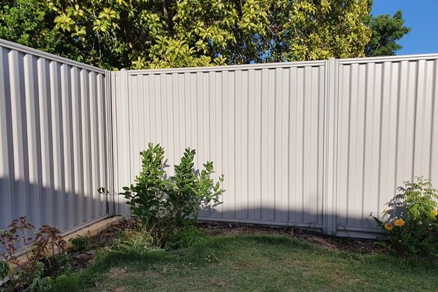 Professional Colorbond fencing installation